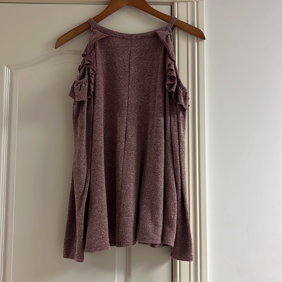 Dry Goods Heather Maroon Cold Shoulder Sweater With Ruffle Shoulders - Picture 3 of 3